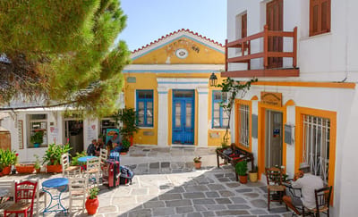 Paros