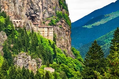 İstanbul Çıkışlı Karadeniz Yaylalar ve Batum Turu