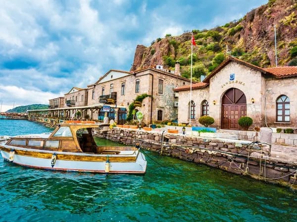 İzmir Çıkışlı Assos Bozcaada Gökçeada Turu
