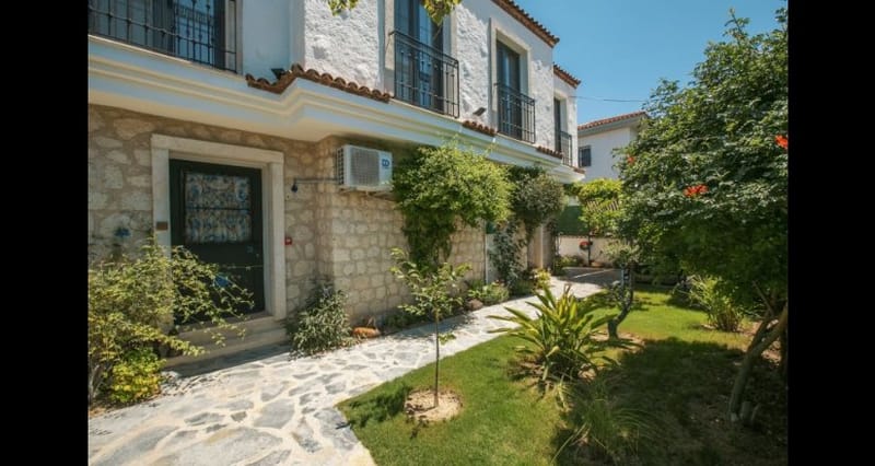 Alaçatı Albatross Hotel