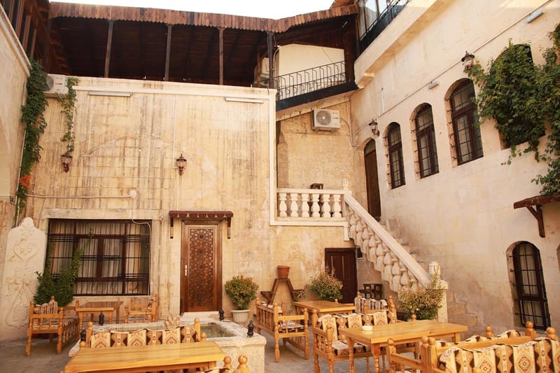 Aslan Konuk Evi