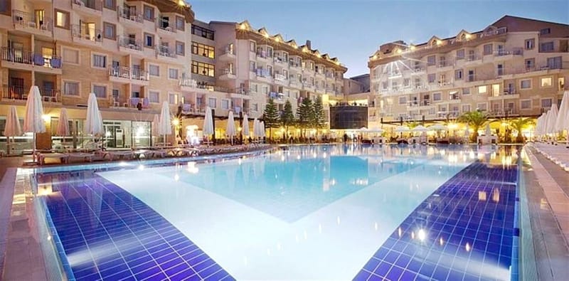 Diamond Beach Hotel & SPA