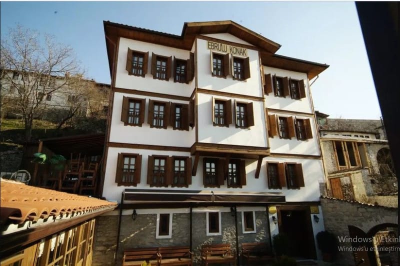 Ebrulu Konak