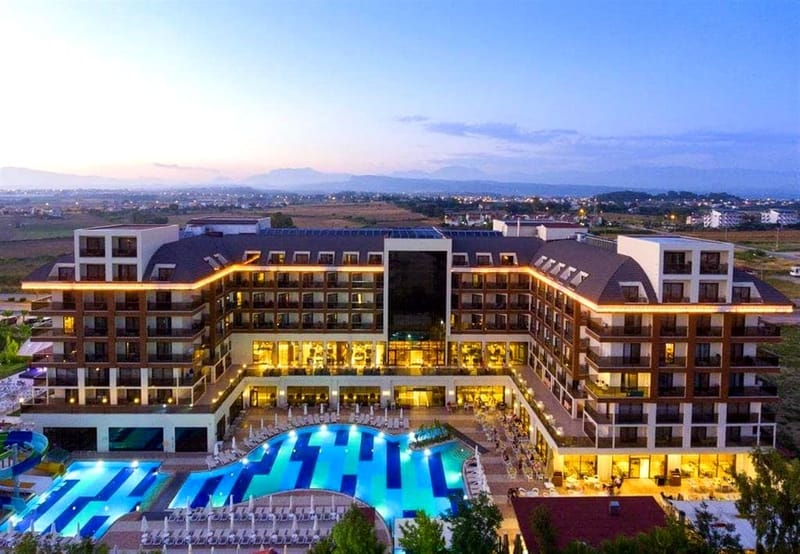Glamour Resort & SPA