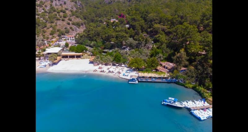 Lagoon Boutique Hotel