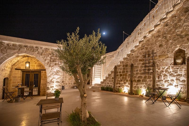 Mirsoum Hotel