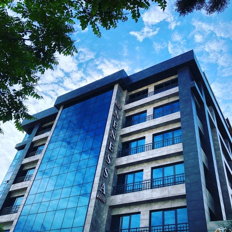 Nenessa Hotel
