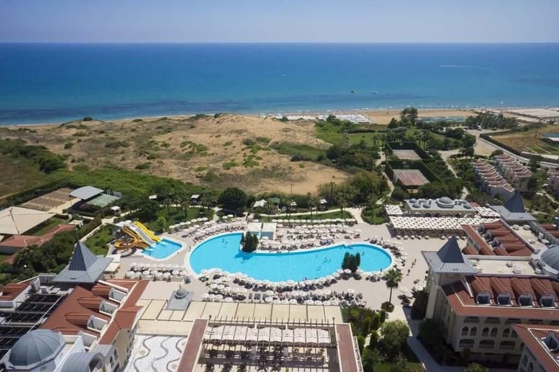 Side Star Resort