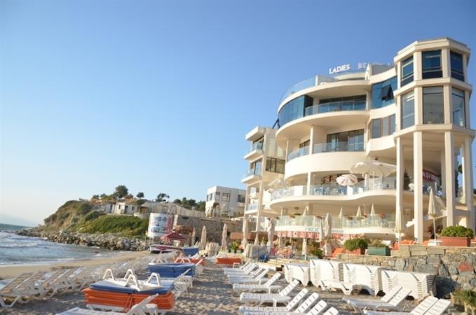 Ladies Beach Suit Hotel Resim 5