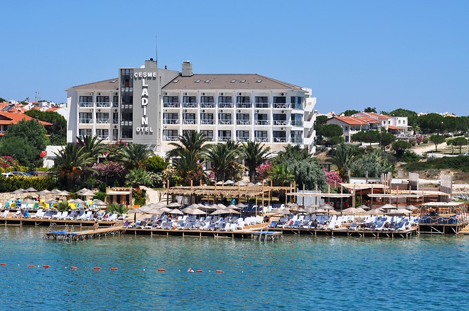 Ladin Otel Çeşme Resim 2