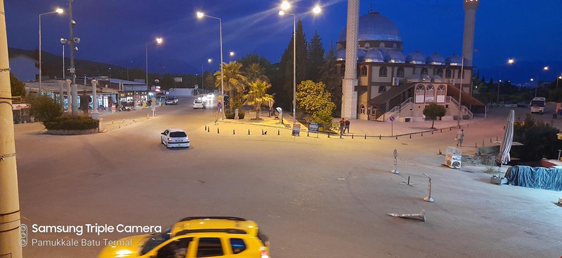 Pamukkale Batu Termal Resim 1