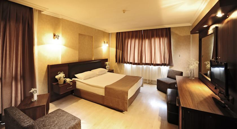 Üstün Otel Alsancak Resim 2