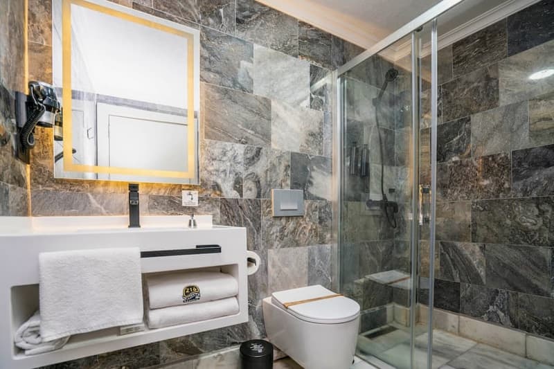 216 Station Suite Hotel