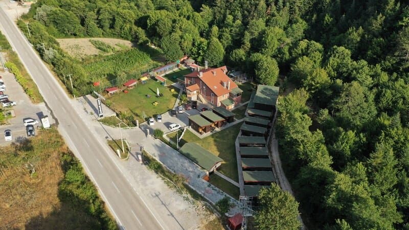 Abant Bahçeli Köşk Bungalov