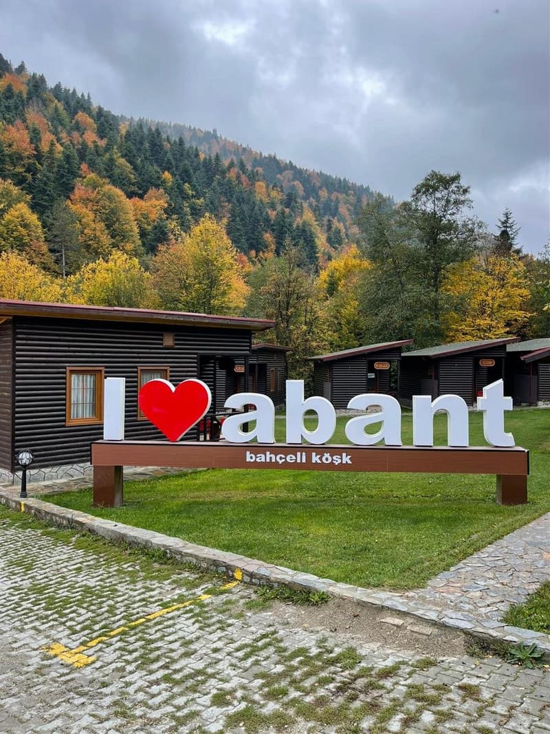 Abant Bahçeli Köşk Bungalov
