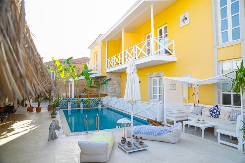 Adacan Otel Alaçatı