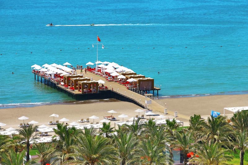 Adam & Eve Hotels ( +16)