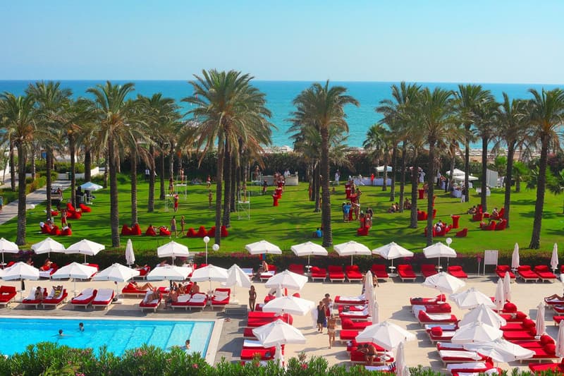 Adam & Eve Hotels ( +16)