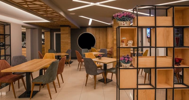 Adresin Hotel