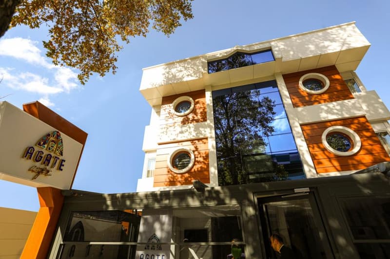 Agate Hotel