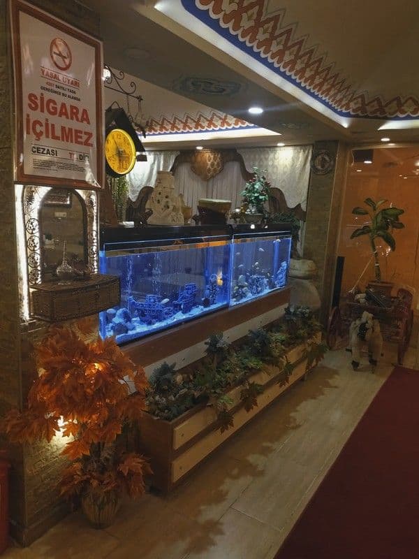 Ahranis Hotel
