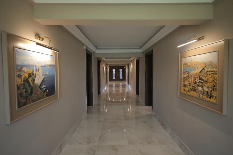 Airport Resort Hotel
