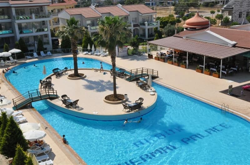 Akbük Palace Hotel Residence