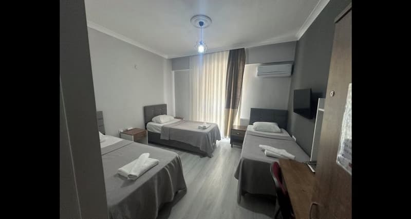 Aks Royal Otel