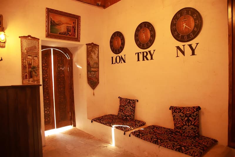Aslan Konuk Evi