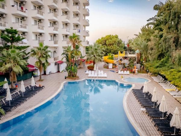 Asrın Beach Hotel