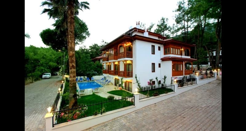 Ayka Otel