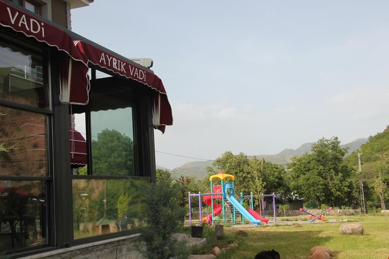 Ayrık Vadi Çiftlik Evi Tunceli