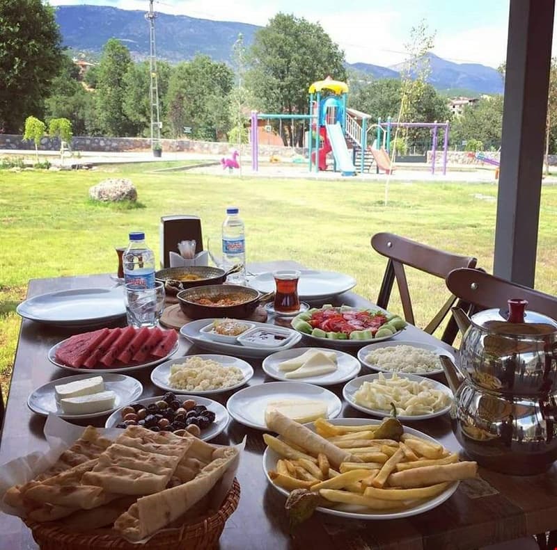 Ayrık Vadi Çiftlik Evi Tunceli