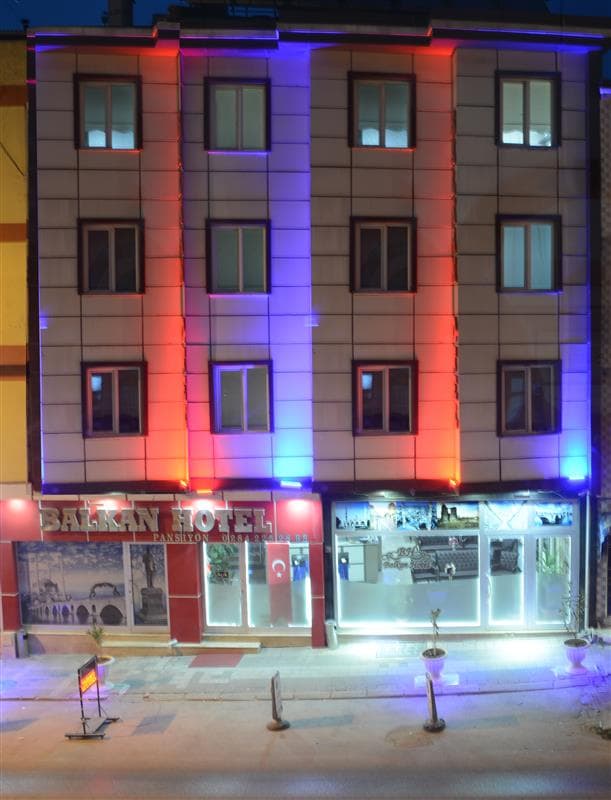 Balkan Otel