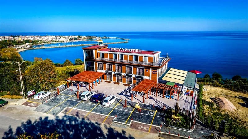 Beyaz Otel Gerze