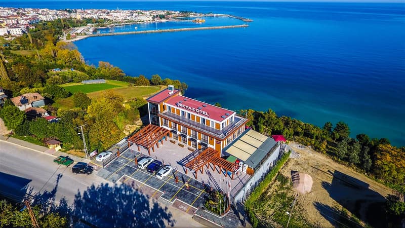 Beyaz Otel Gerze