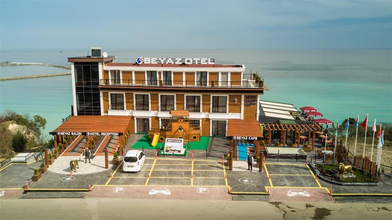Beyaz Otel Gerze
