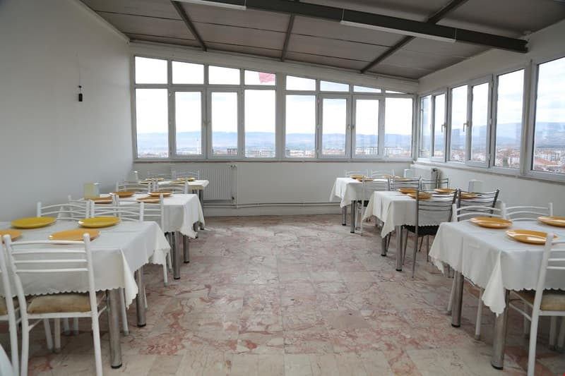 Beyaz Otel