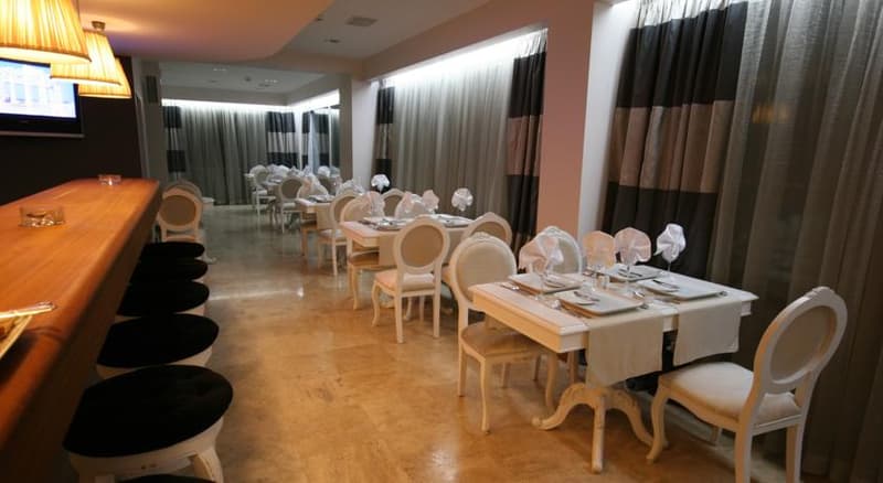 Beyond Otel İzmir
