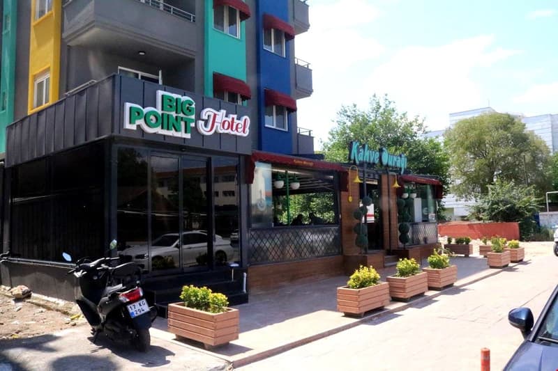 Big Point Hotel