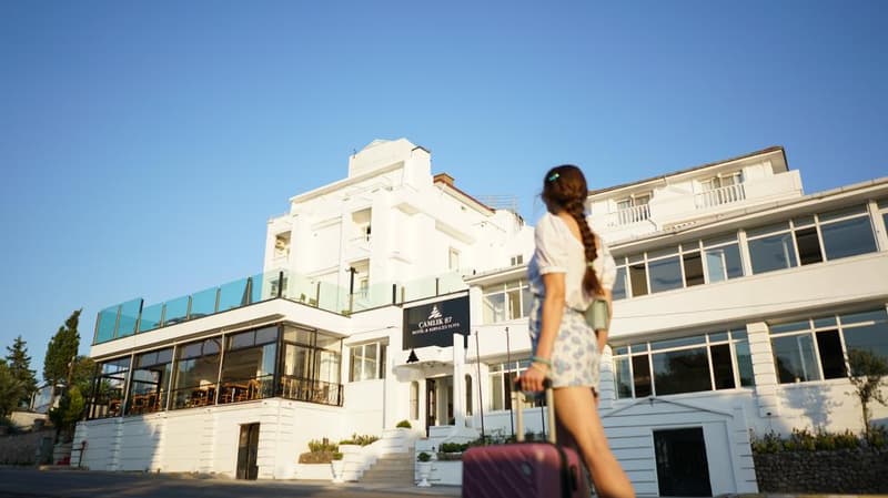 Çamlık 87 Hotel Ayvalık