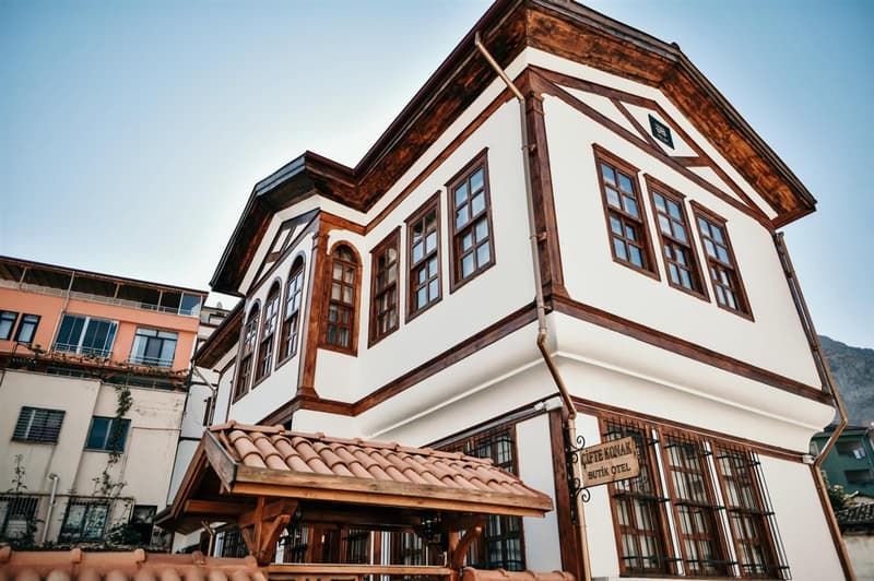 Çifte Konak