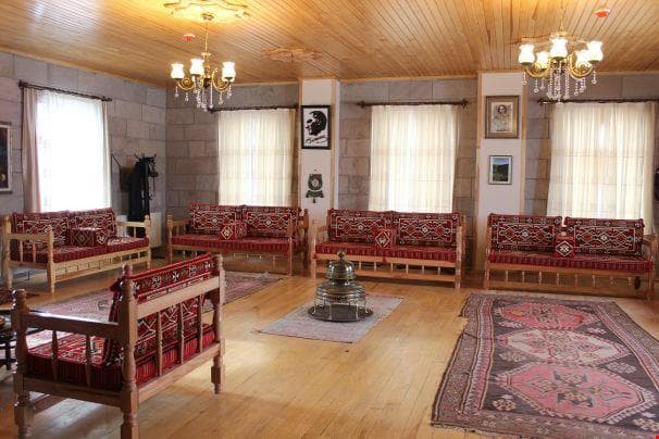 Çıldır Gölü Konağı