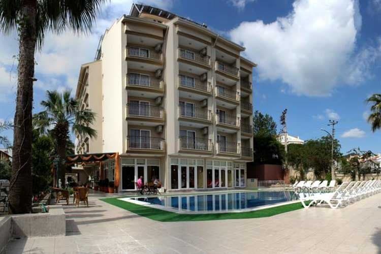 Club Dorado