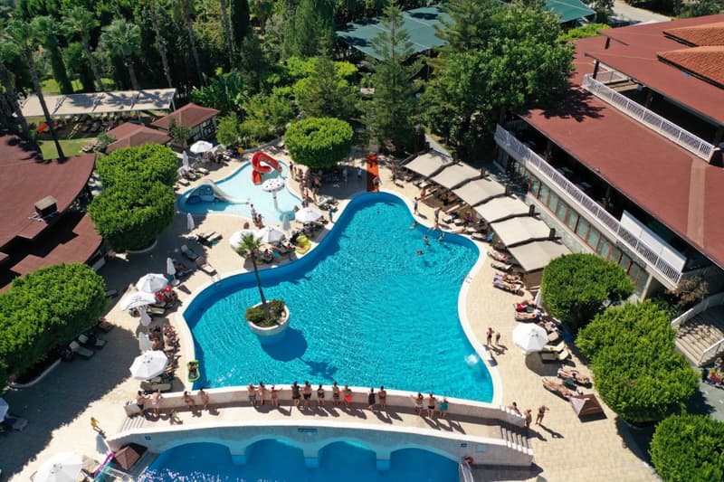 Club Grand Side Amazon Water World