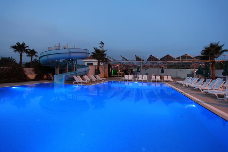 Club Sun Heaven Sea Bird Beach
