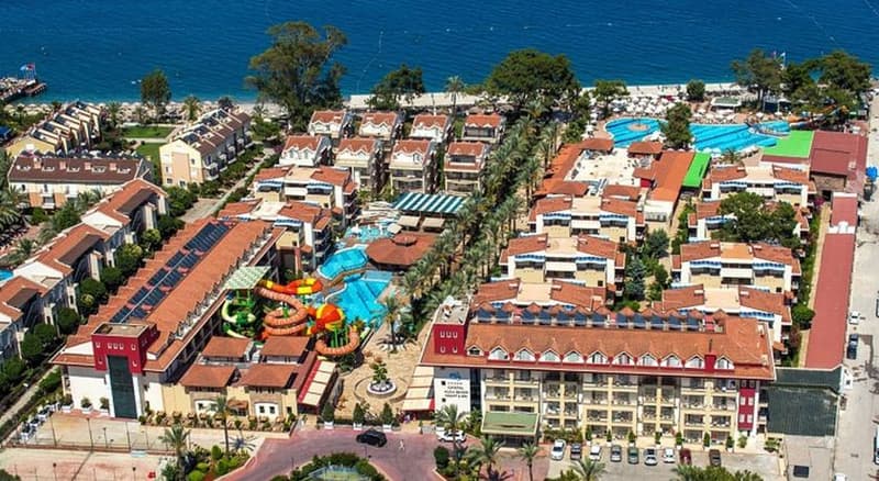 Crystal Aura Beach Resort