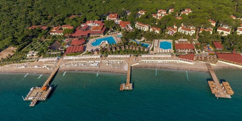 Crystal Flora Beach Resort
