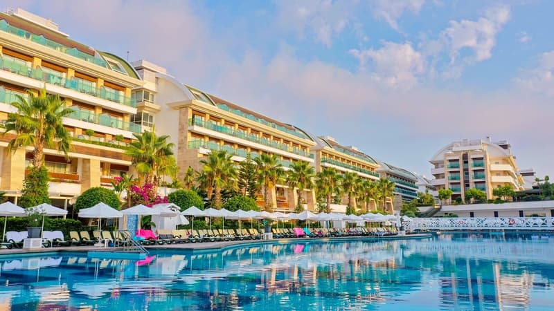 Crystal Waterworld Resort & Spa