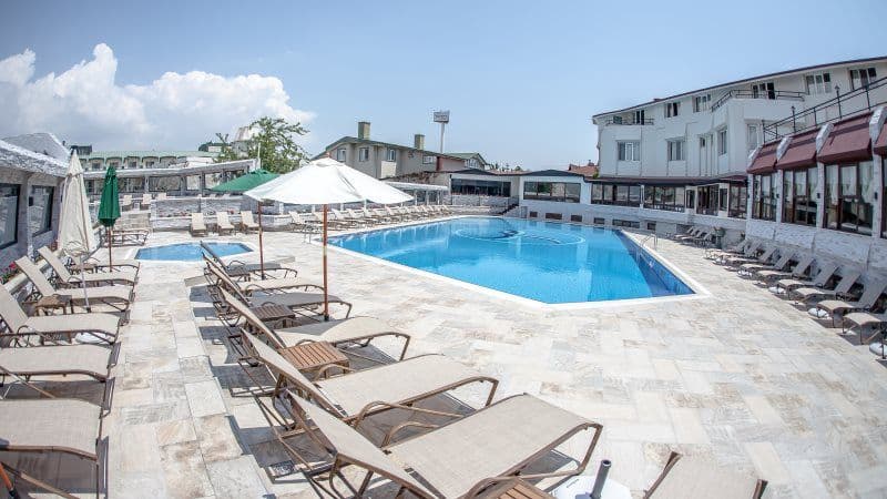 Cuci Hotel Di Mare